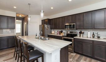 3022 Silvercliff Cir, Indianapolis, IN 46217