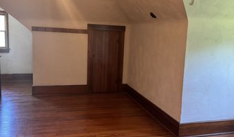 762 E 1100 Rd, Baldwin City, KS 66006