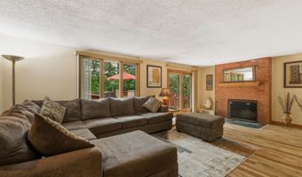 30 Grant Hill Rd, Bloomfield, CT 06002