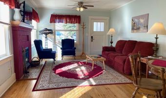 302 HOVLAND St, Bisbee, AZ 85603