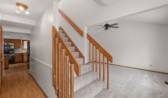 725 11th St SE, Altoona, IA 50009