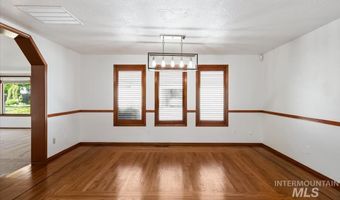 14961 Eagle Dr, Caldwell, ID 83607