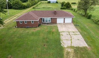 19701 163 St, Basehor, KS 66007