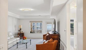 28 N De Baun Ave 208, Airmont, NY 10901