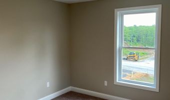 49 Woodbrey Ln, Standish, ME 04084