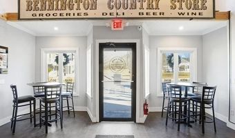 6 Main St, Bennington, NH 03442