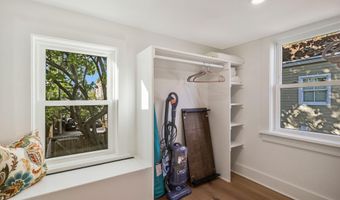 1014 QUEEN St, Alexandria, VA 22314