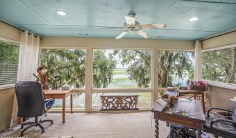 5 Petigru Dr, Beaufort, SC 29902