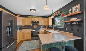 1525 SUNNY Hl, Cheyenne, WY 82001