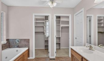 9 Harrington Cir, Bella Vista, AR 72714