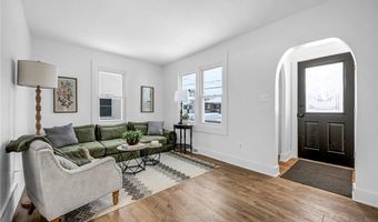 896 Indian Trl, Akron, OH 44314