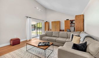 10352 CARIOCA Ct, San Diego, CA 92124