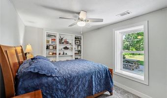 16985 Evans Rd, Basehor, KS 66007