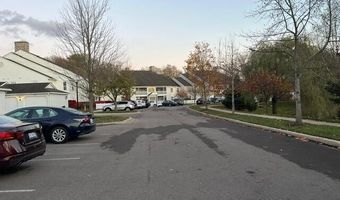 2652 S Knightsbridge, Ann Arbor, MI 48105