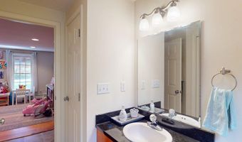 45 Peach Tree Rd, Auburn, NH 03032