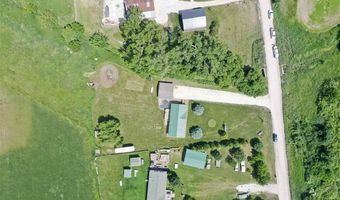 3017 118th St, Amana, IA 52203