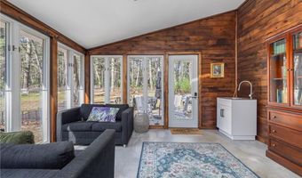 35 Hallville Rd, Exeter, RI 02822