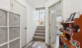 121 Silver Leaf Ln, Baldwin City, KS 66006