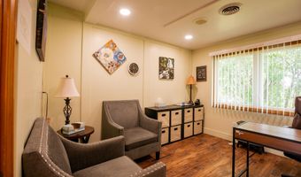 875 Hammond St, Bangor, ME 04401