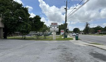 4104 Main St, Moss Point, MS 39563