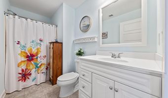 511 Engleside Ave, Beach Haven, NJ 08008