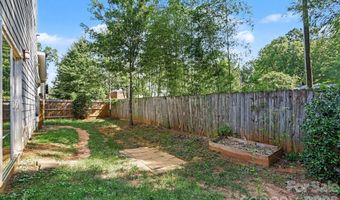 1522 Wembley Dr, Charlotte, NC 28205