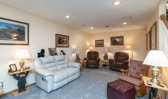 15053 Dutchman Way, Apple Valley, MN 55124