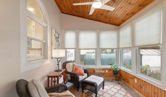 6 Gardner St, Beverly, MA 01915