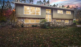 35 Fieldcrest Cir, Asheville, NC 28806