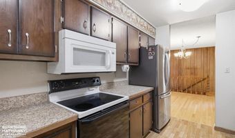 1807 11th St, Cody, WY 82414