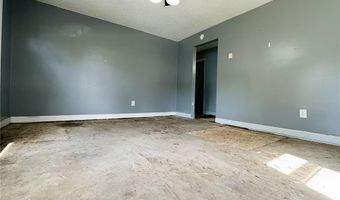 143 S 7th St, Austin, IN 47102