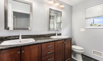 2222 Delaware Dr, Ann Arbor, MI 48103