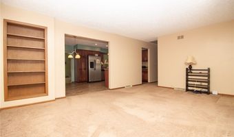 2505 Vollmer Dr, Austintown, OH 44511