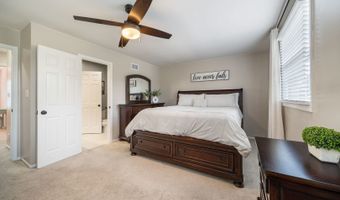 375 Partridge Ct, Algonquin, IL 60102