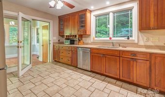 54 Spooks Branch Rd, Asheville, NC 28804