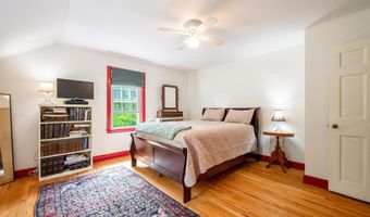 19 Junction Rd, Brookfield, CT 06804