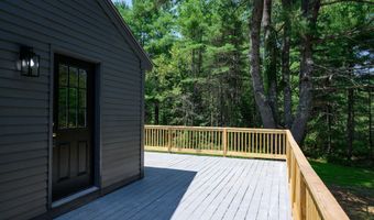 8 Woodland Ave, Standish, ME 04084