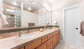 6584 N Antler Pl, Boise, ID 83703