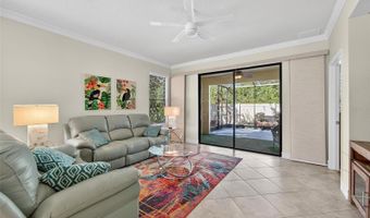 420 CEDAR FALLS Dr, Apollo Beach, FL 33572