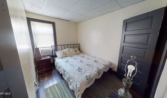 414 6th St, Altoona, PA 16602