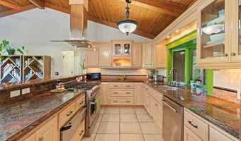 9835 Edgelake Dr, La Mesa, CA 91941