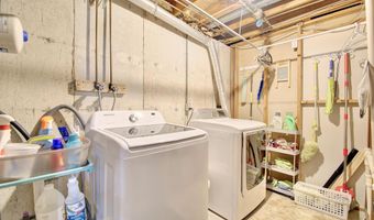 11 E Boesch Dr, Alexandria, KY 41001