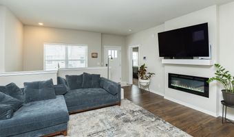 3028 NW Northwood Ln, Ankeny, IA 50023