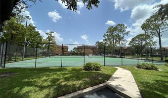 380 LAKEPOINTE Dr 202, Altamonte Springs, FL 32701