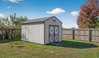 1100 Chicory Ln, Aurora, MO 65605