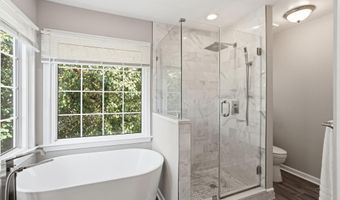 7832 FORDSON Rd, Alexandria, VA 22306