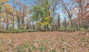 8 Sojo Rd Legal In-Law, Brookfield, CT 06804