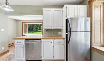 321 MILL St, Amherst, WI 54406