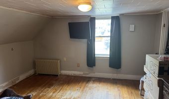 63 Washington St, Augusta, ME 04330
