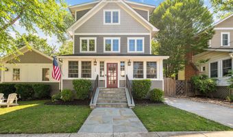132 S GARFIELD St, Arlington, VA 22204